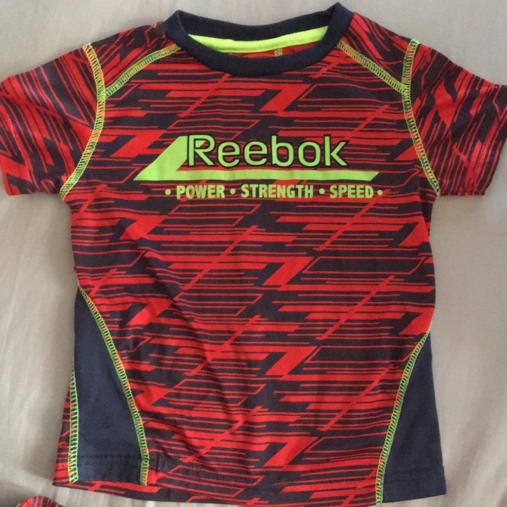 Reebok Shirt & Short OUTFIT Little Boys